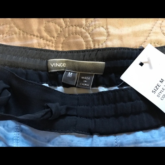 Vince skirt - Picture 2 of 3